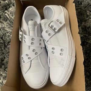 BRAND NEW white converse